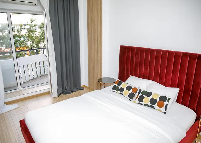 Color Apartments Corneliu Coposu No3