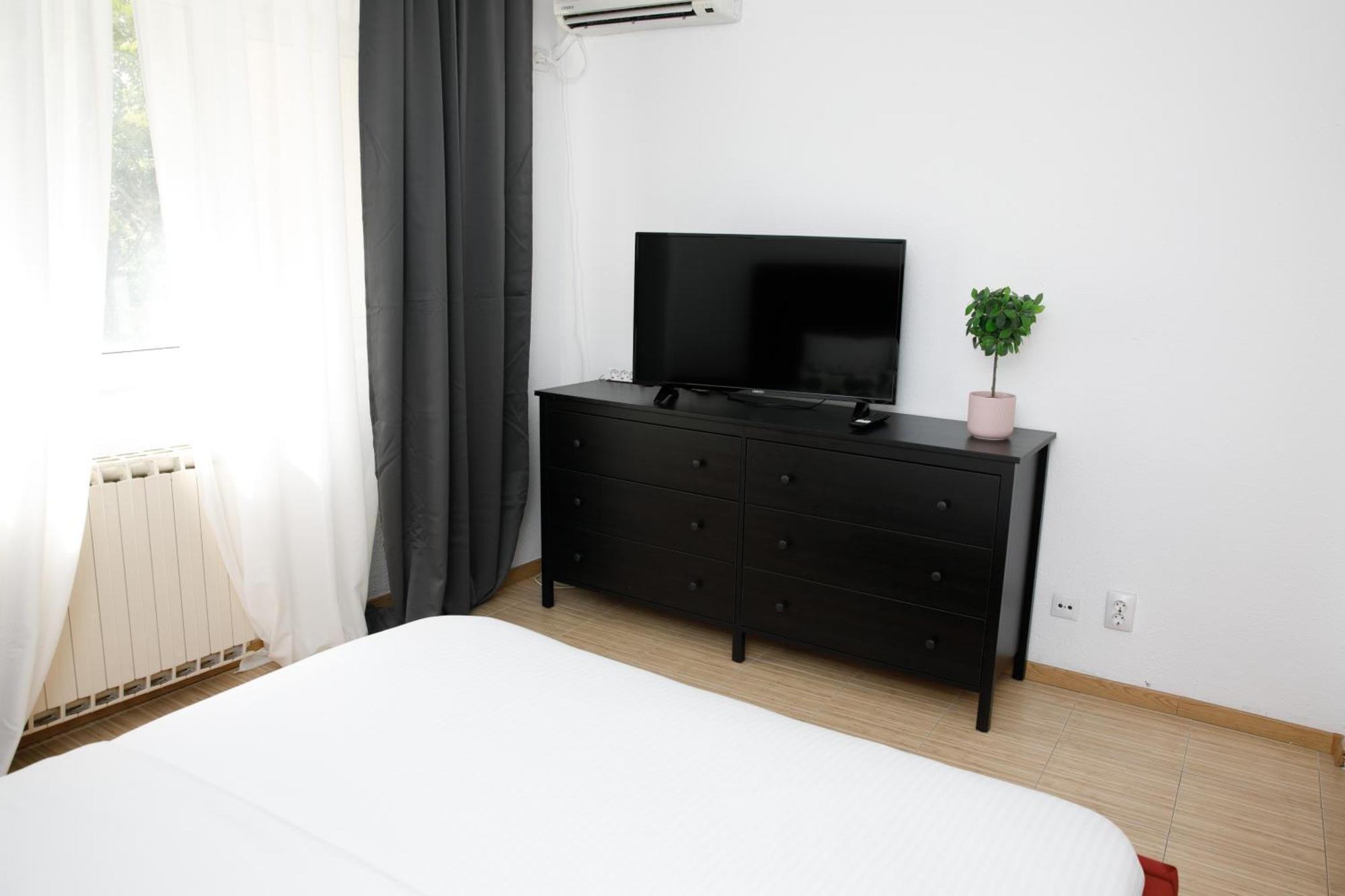 Color Corneliu Coposu No3 * Bucharest